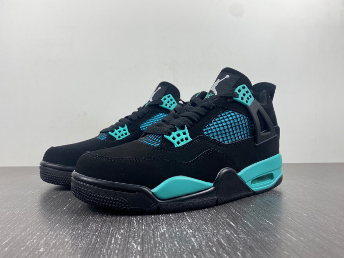 JORDAN 4 RETRO SB