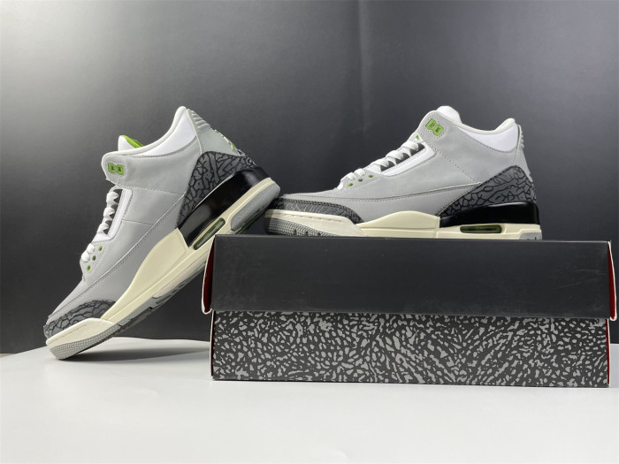 Air Jordan 3 Chlorophyll Tinker 136064-006