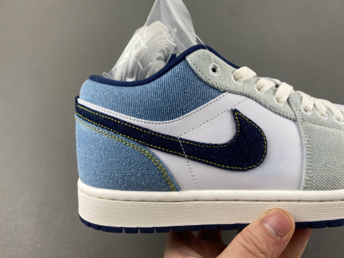 Air Jordan 1 Low SE 