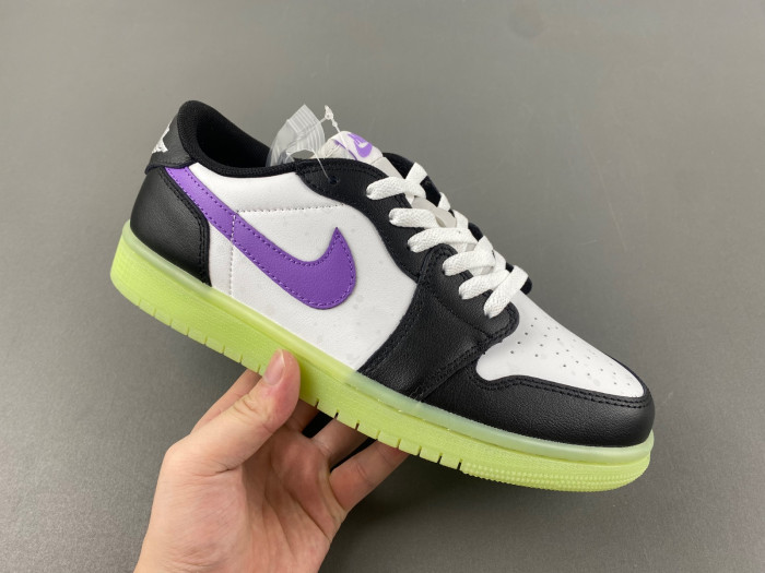 Air Jordan 1 Low GS "Black Raspberry" HF0410-001