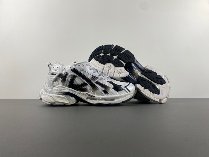 RUNNER SNEAKER RS096