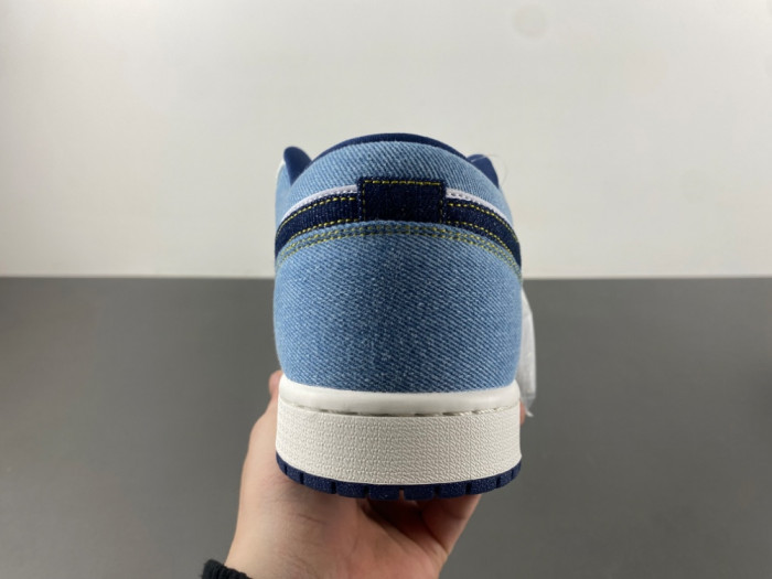 Air Jordan 1 Low SE 