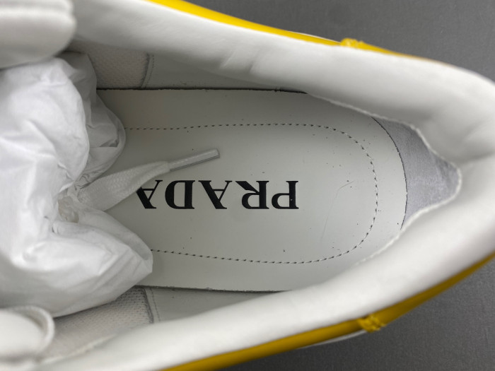 Pra*a snekaers p000107