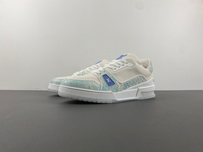 LV TRAINER SNEAKER LV-000559