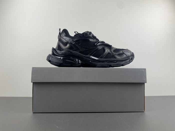 RUNNER SNEAKER RS108