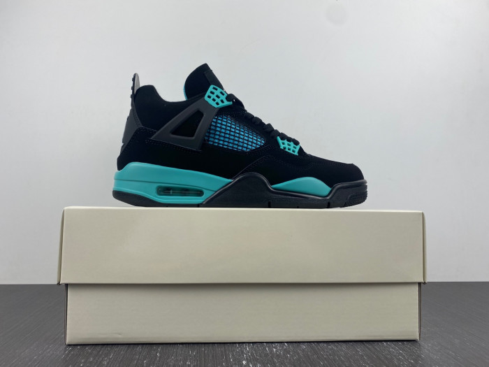 JORDAN 4 RETRO SB