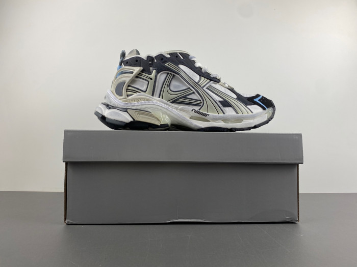 RUNNER SNEAKER RS105