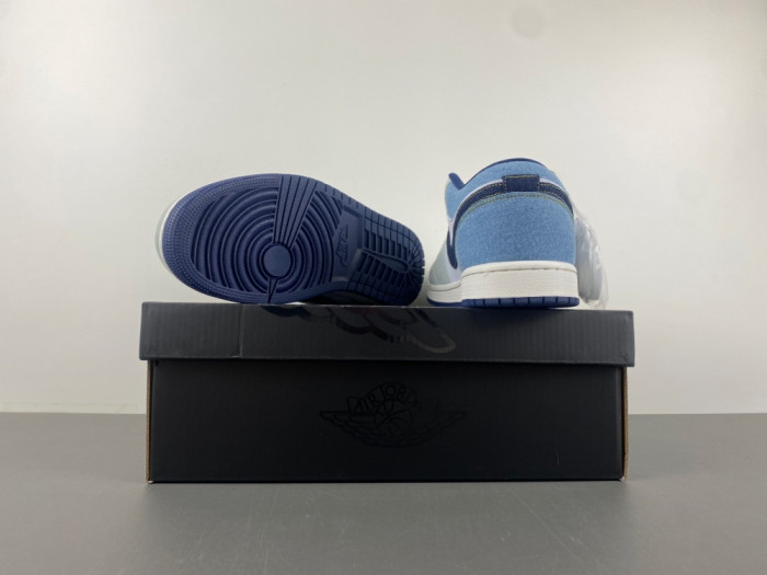 Air Jordan 1 Low SE 
