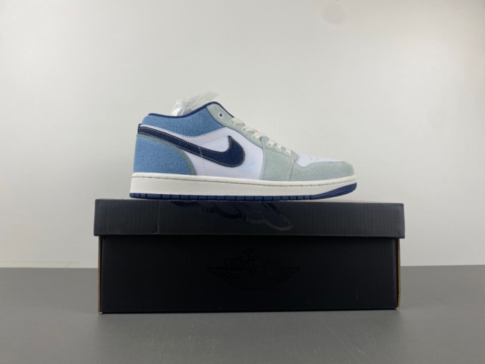 Air Jordan 1 Low SE 