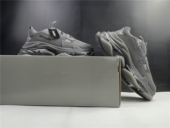 TRIPLES TRAINER SNEAKERS 2000028