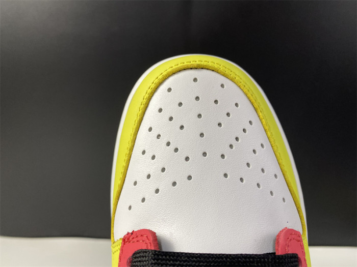 NIKE SB DUNK LOW GREEN STRIKE DD1503-106