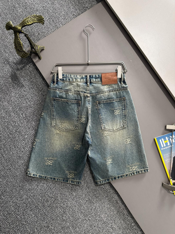 Balenciag**a CLOTHES