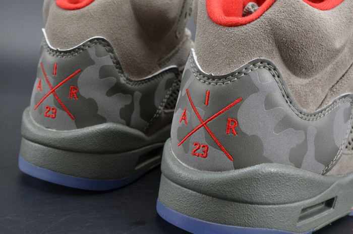 Bape x Air Jordan 5 Trophy Room“Camo” university red mens 136027-051