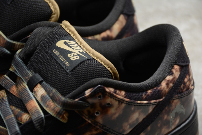 Nike Dunk SB Low Pushead 2 536356-002