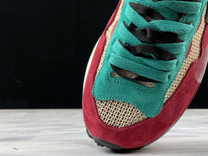 Sacai x Nike Pegasus VaporFly SP CI9928-301