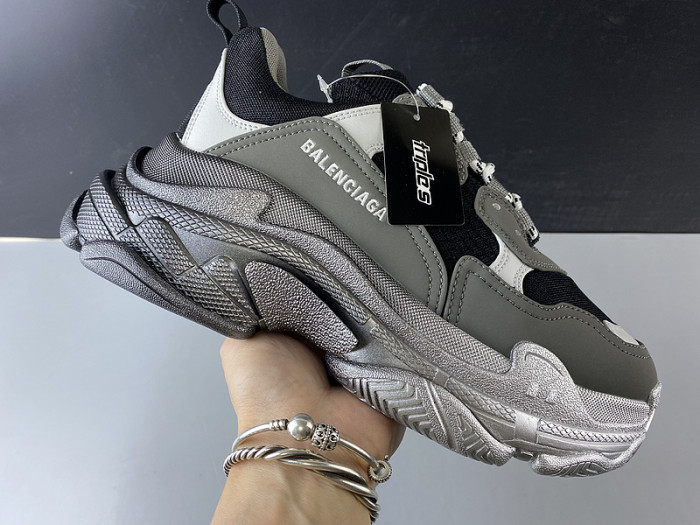 TRIPLES TRAINER SNEAKERS 2000018