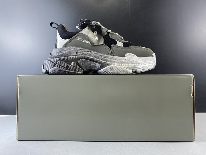 TRIPLES TRAINER SNEAKERS 2000018