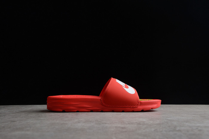 Nike SB Benassi Solarsoft