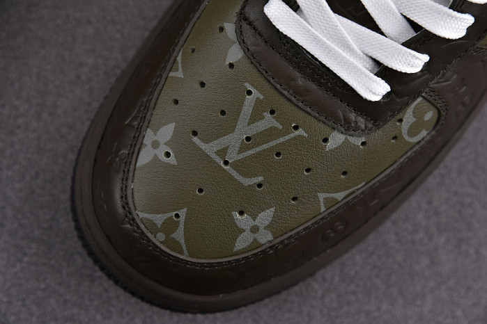 l**is V*t*n x nike air force la07