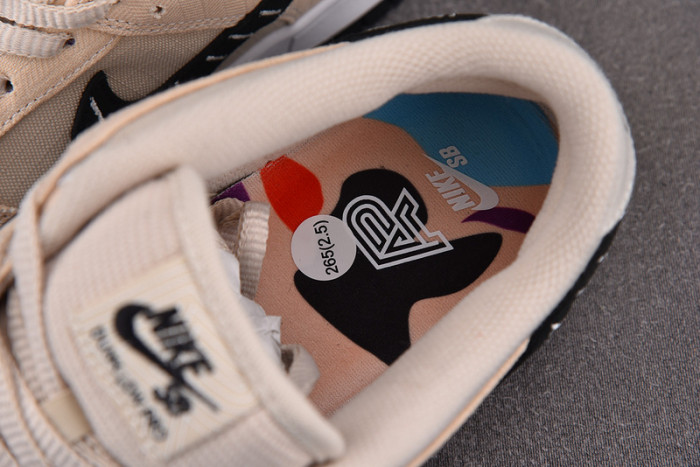 Albino & Preto x NIKE Dunk Low SB 