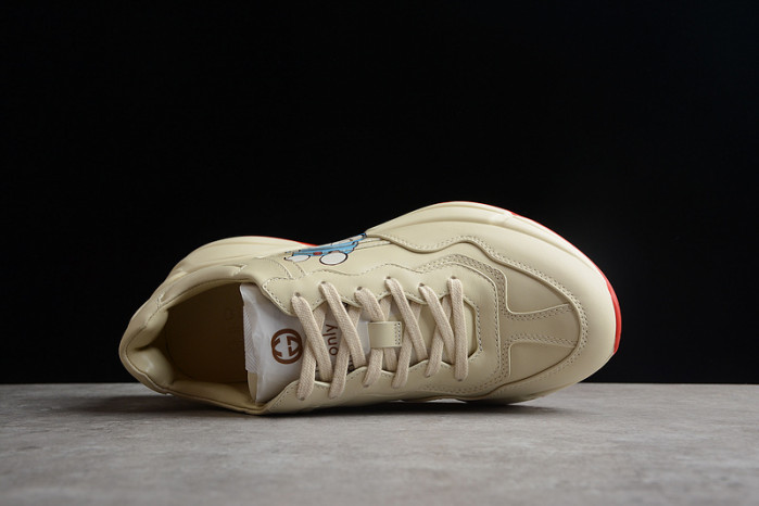 G*u*i* trainer sneaker 83