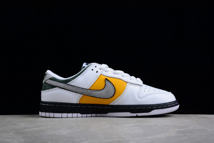 Nike SB Dunk Low "Kobe"