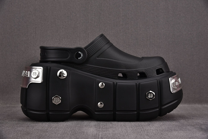 Cr*0*s x ba*len*cia*ga hardCr*0*s sandal 