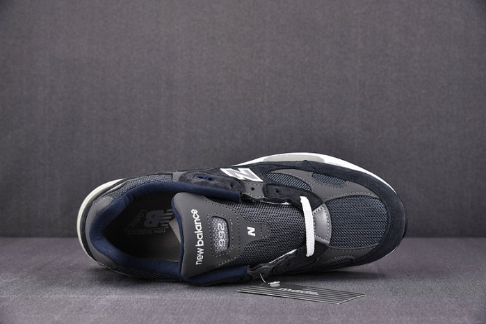 NEW BALANCE SNEAKER NB024