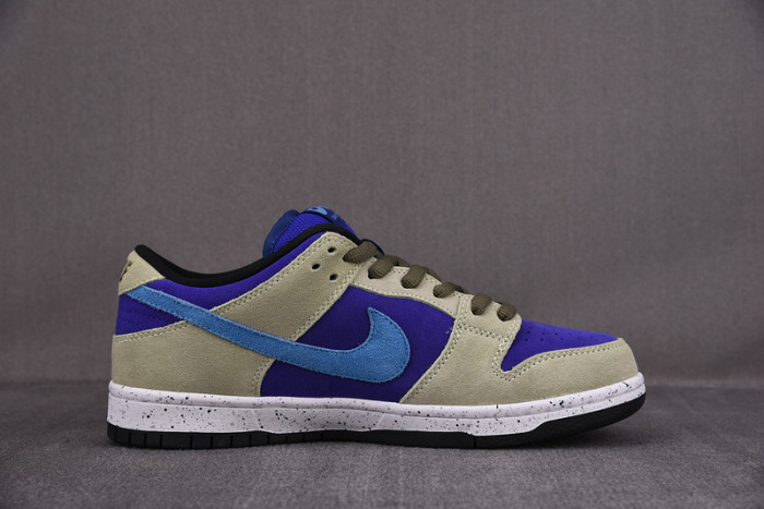 NIKE DUNK LOW SB CELADON BQ6817-301