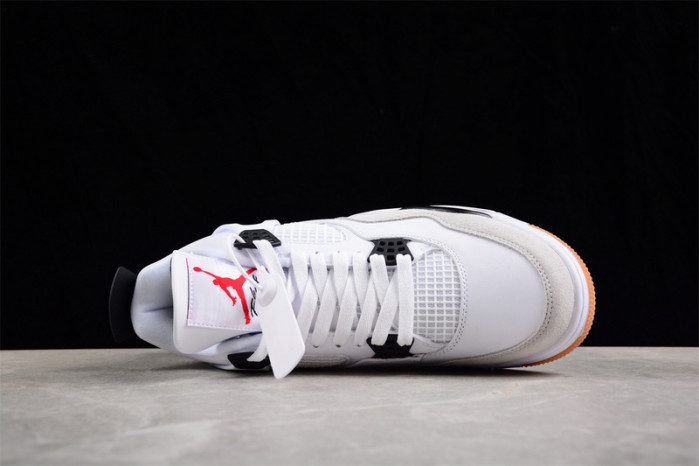 JORDAN 4 RETRO SB