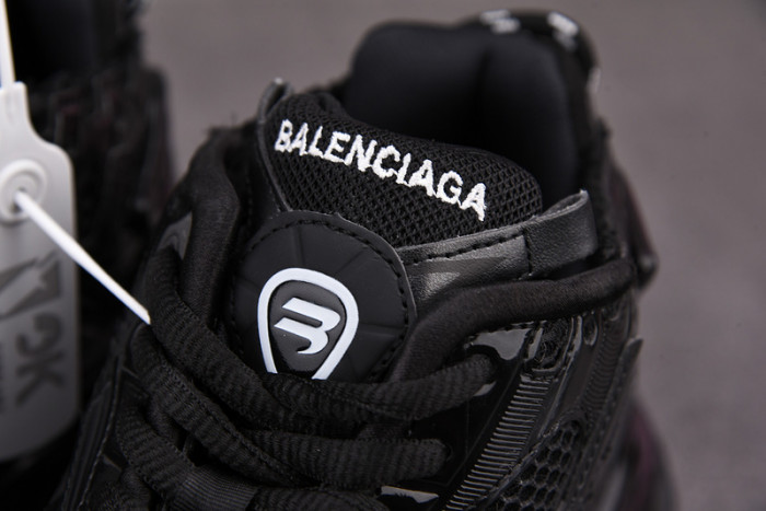 RUNNER SNEAKER RS020