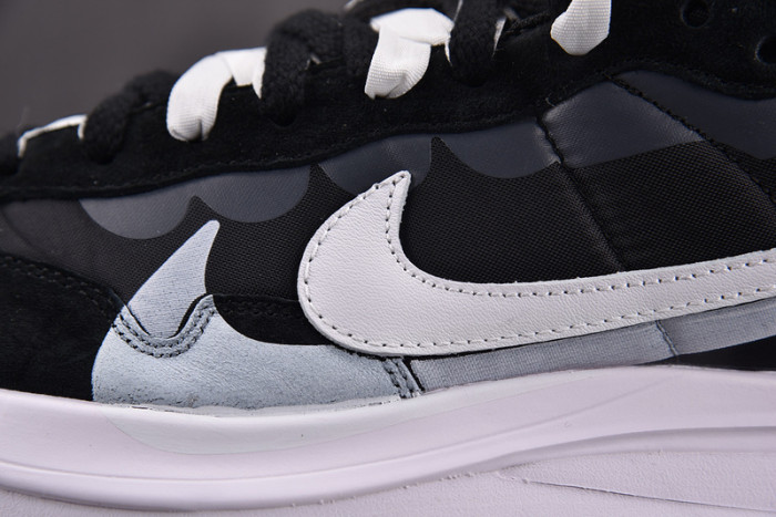 SACAI X NIKE VAPORWAFFLE “Tour Yellow ” DD1875-003