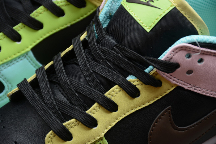 Nike Dunk Low SE “Free 99” DH0952-001