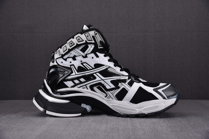 RUNNER SNEAKER RS040