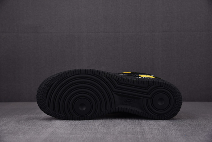 l**is V*t*n x nike air force la09