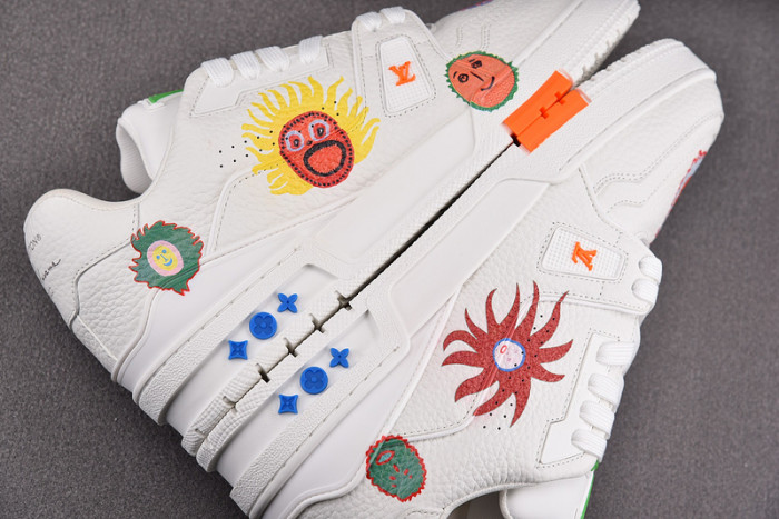 LV SNEAKER LV-000145