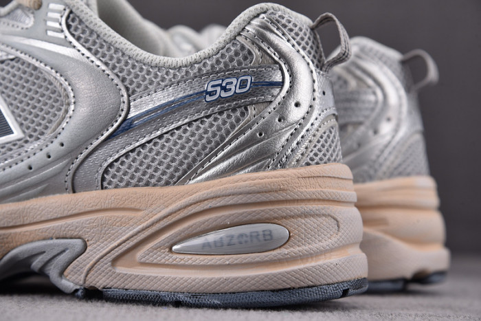 NEW BALANCE SNEAKER NB069