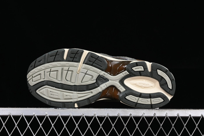 As*ic*s hal studios x gel 1130 