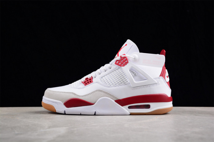 JORDAN 4 RETRO SB