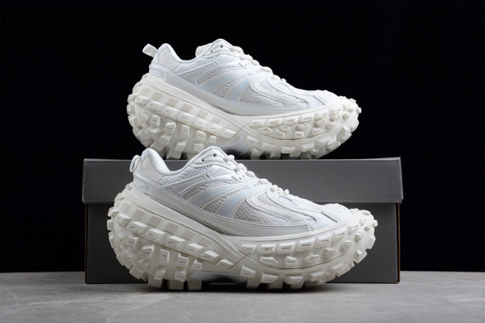 DEFENDER SNEAKER DS028