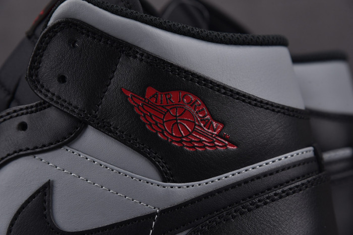 Air Jordan 1 Mid 