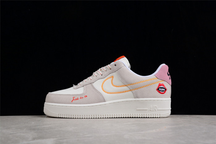 Nike Air Force 1 Low WMNS DQ7656-100