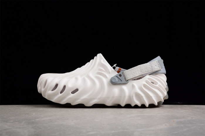 Cr*0*s x salehe bembury c00005