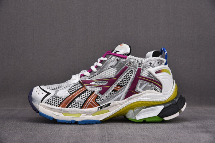 RUNNER SNEAKER RS031