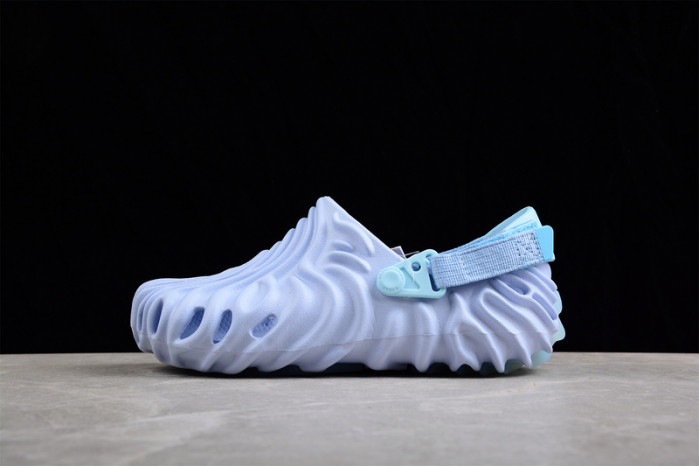 Cr*0*s x salehe bembury c00006