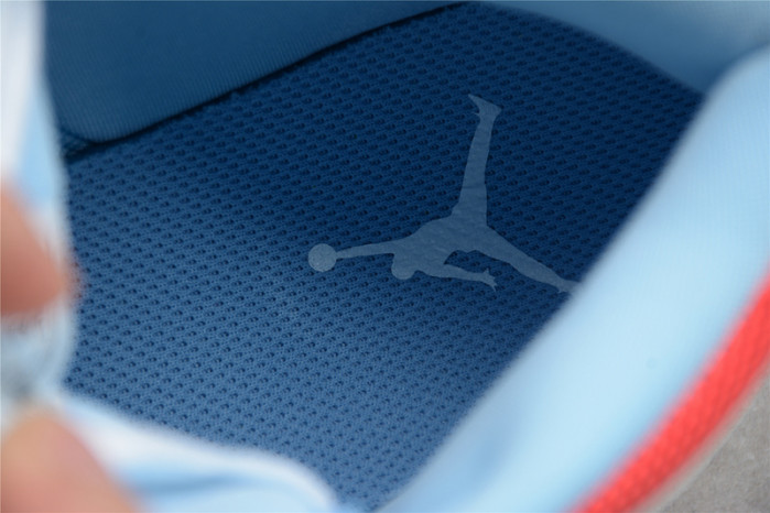 AIR JORDAN 1 MID SE SESAME (W) CZ0774-200