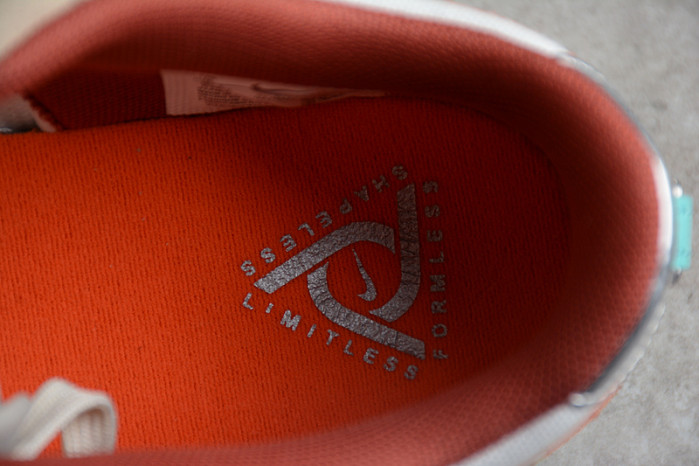 NIKE DUNK LOW SCRAP 