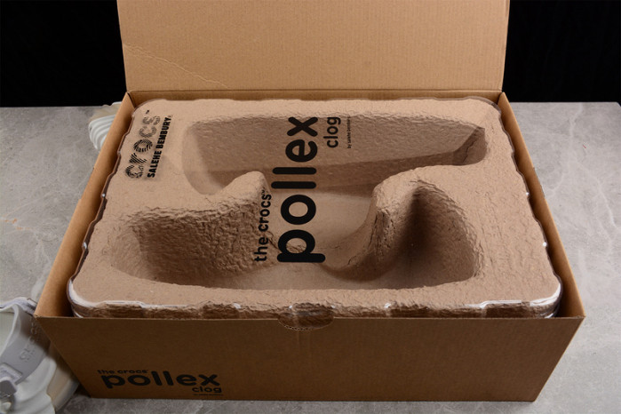 Cr*0*s x salehe bembury c00009