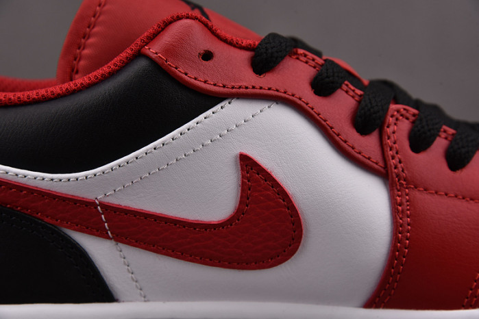 Jordan 1 Low Bulls 553558-163