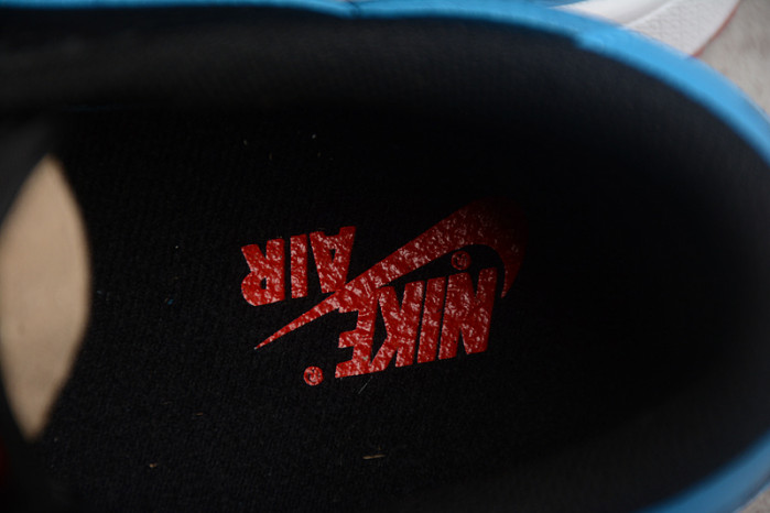 Air Jordan 1 Low OG WMNS “UNC to Chicago” CZ0775-046